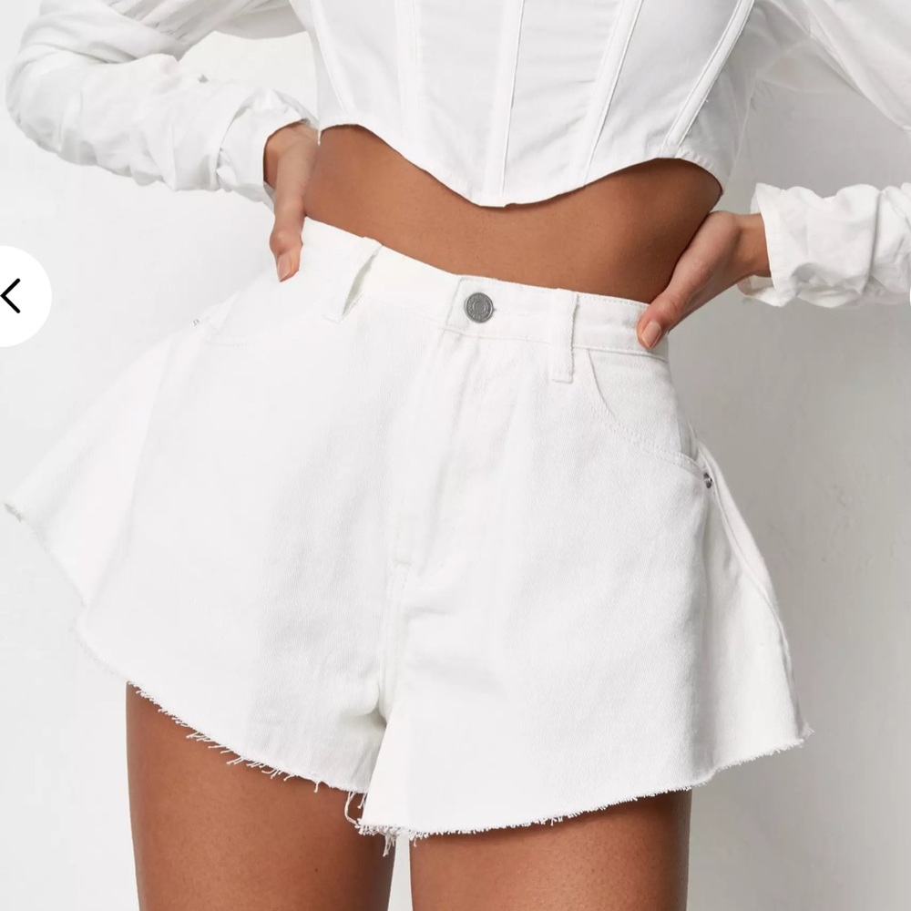 Missguided Recycled White Floaty Denim Shorts